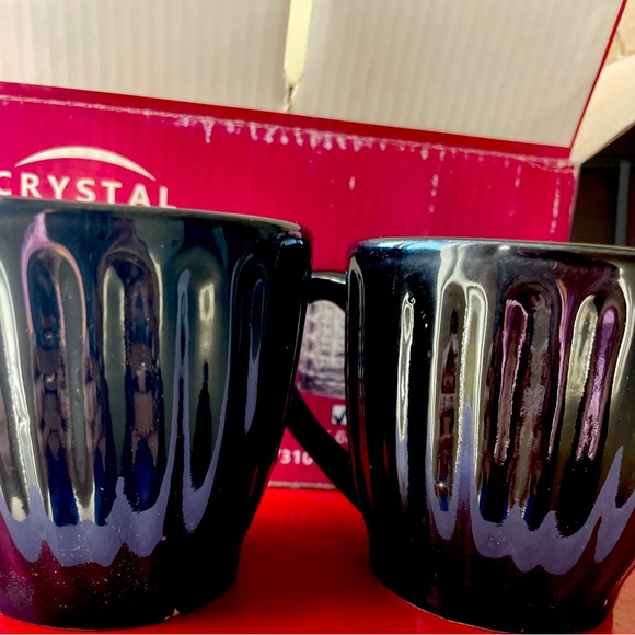 Stylish 6 ceramic tea cups set in black colour with self design, 200ml capacity - Picture 4 of 6